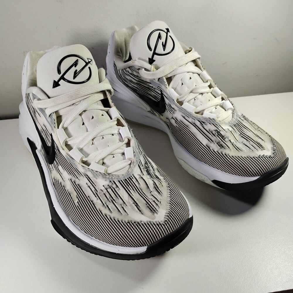Nike Air Zoom G.T. Cut 2 Mens US 8.5 White Black Basketball Shoes Performance